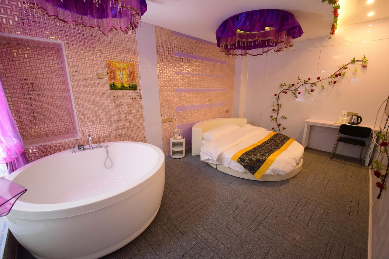 Century Hua Na Loves Boutique Hotel Qingdao Exterior foto
