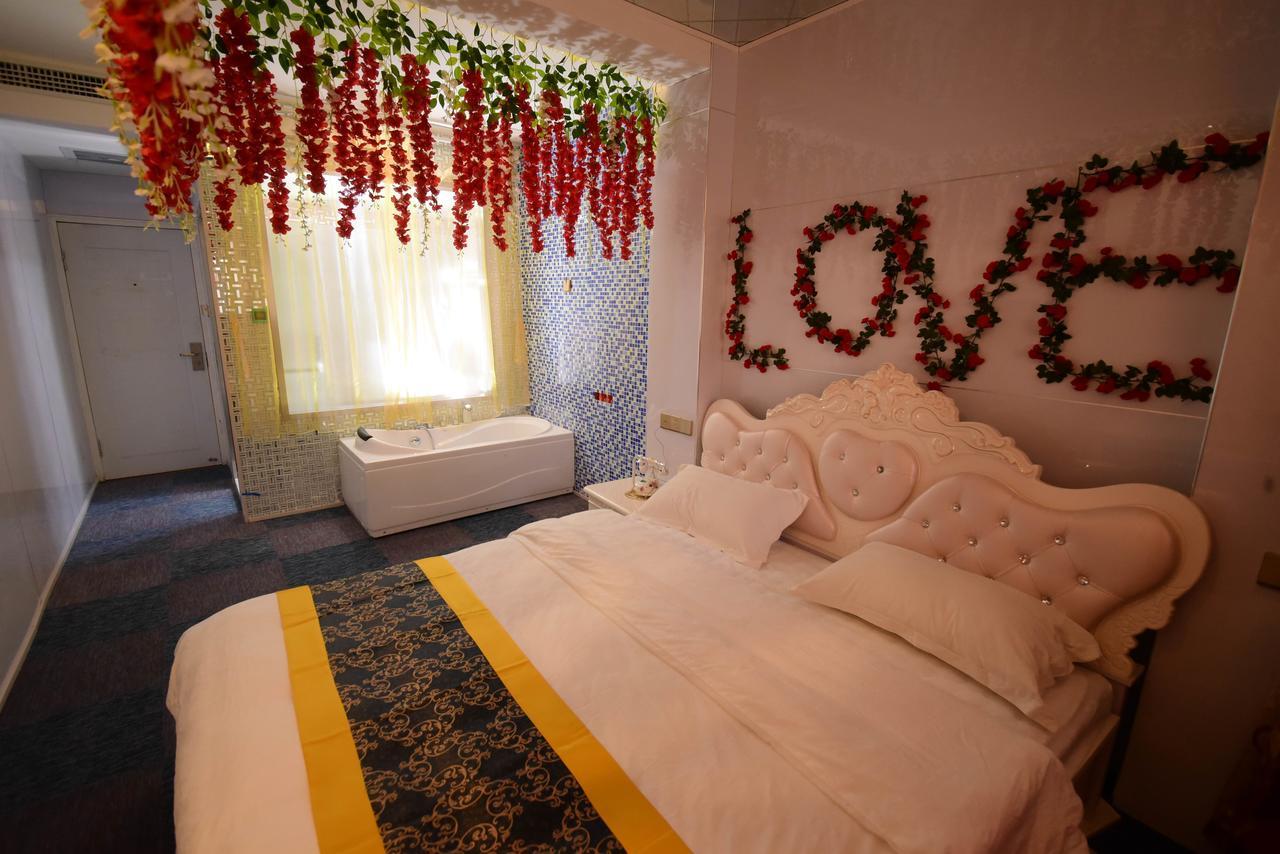 Century Hua Na Loves Boutique Hotel Qingdao Exterior foto