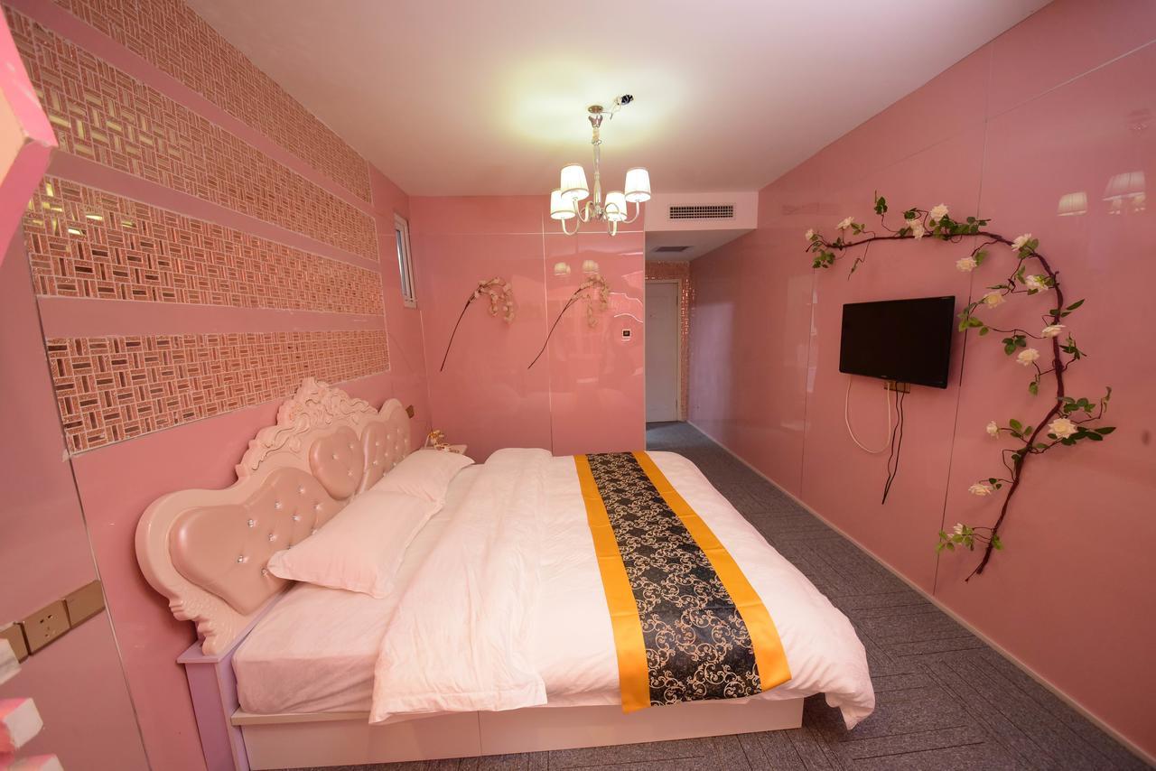 Century Hua Na Loves Boutique Hotel Qingdao Exterior foto