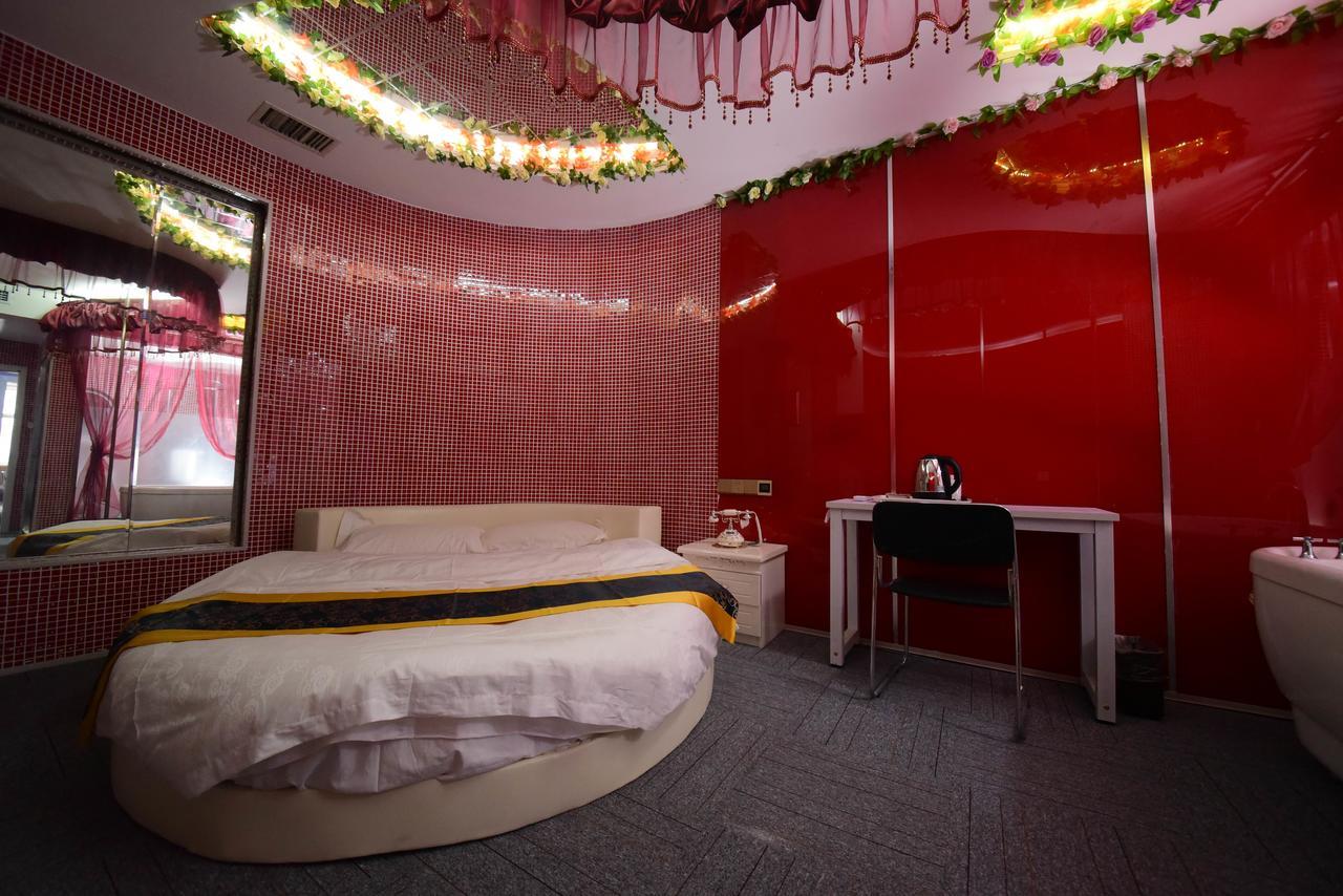 Century Hua Na Loves Boutique Hotel Qingdao Exterior foto