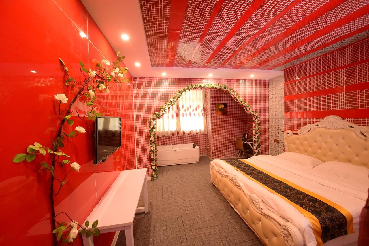 Century Hua Na Loves Boutique Hotel Qingdao Exterior foto