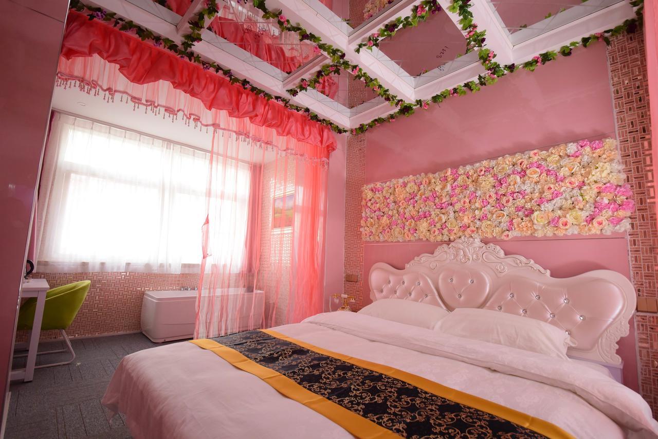 Century Hua Na Loves Boutique Hotel Qingdao Exterior foto
